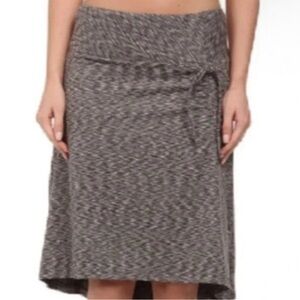 The North Face Cypress Skirt Pache Gray Women's High-Low Heathered Skirt Large